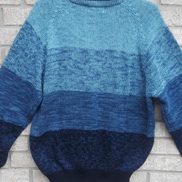 NWT. SIZE XL. GRAPHIX men's pullover/ sweater. - Picture 4 of 6